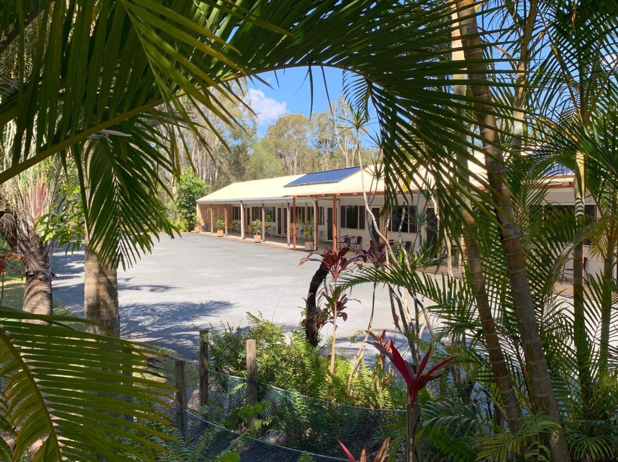 Tin Can Bay Motel 외부 사진